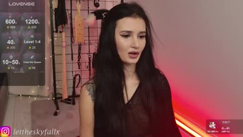 Eliza online show from 10-06-25, 10:51