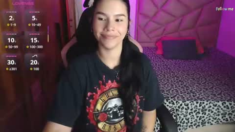 Snapshot of sky_lover_ chatting on 06-18-26, 09:58 Sky online show from 06-18-26, 09:58