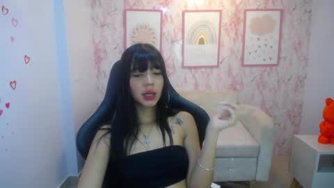 sky_sweet_a online show from 12-18-25, 04:13