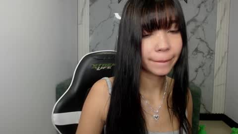 sky_sweet_a online show from 12-22-25, 04:15