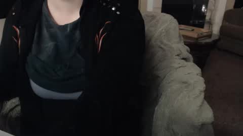 SKYLE   online show from 11-12-25, 02:23