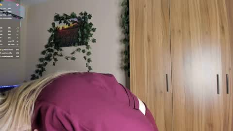 skyedavis online show from 05-21-26, 04:14