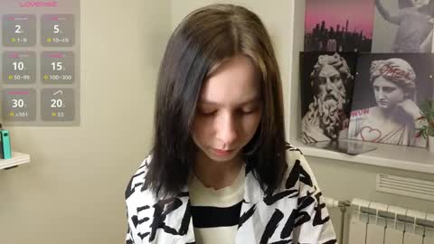 Snapshot of skyemcguire chatting on 04-04-26, 04:37 Melissa online show from 04-04-26, 04:37