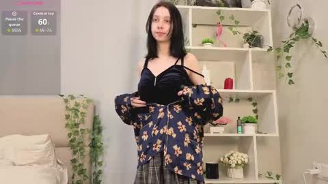 Snapshot of skyemcguire chatting on 04-05-26, 04:15 Melissa online show from 04-05-26, 04:15