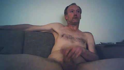 Snapshot of skylab78 chatting on 02-21-25, 05:13 MadOteC online show from 02-21-25, 05:13