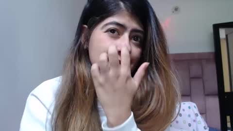 Skyler online show from 03-12-25, 05:28