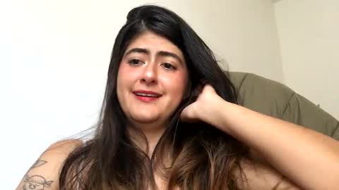 Snapshot of skyler1195 chatting on 04-29-26, 10:27 Skyler online show from 04-29-26, 10:27