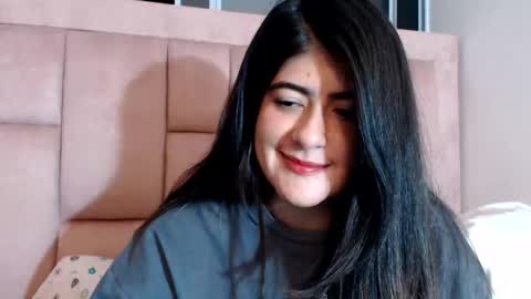Snapshot of skyler1195 chatting on 05-28-26, 04:21 Skyler online show from 05-28-26, 04:21