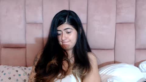 Snapshot of skyler1195 chatting on 06-02-26, 04:14 Skyler online show from 06-02-26, 04:14