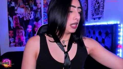 blue online show from 02-22-26, 12:56