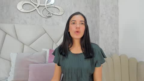 Skyler online show from 11-08-25, 07:56