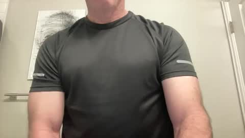 Snapshot of skylineboatclub chatting on 12-16-24, 04:38 skylineboatclub online show from 12-16-24, 04:38