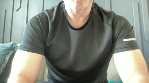 Snapshot of skylineboatclub chatting on 02-24-25, 04:15 skylineboatclub online show from 02-24-25, 04:15