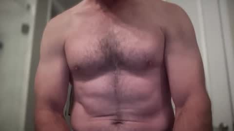 Snapshot of skylineboatclub chatting on 10-17-25, 03:42 skylineboatclub online show from 10-17-25, 03:42