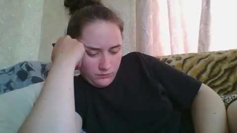 Snapshot of skyressie333 chatting on 05-20-26, 09:37 skyressie333 online show from 05-20-26, 09:37