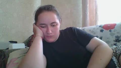 Snapshot of skyressie333 chatting on 06-08-26, 12:38 skyressie333 online show from 06-08-26, 12:38
