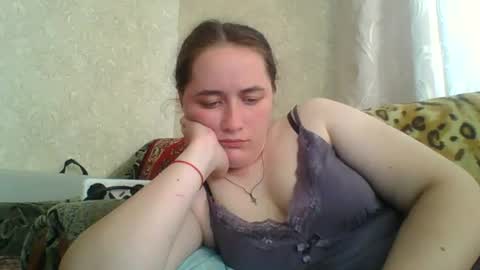 Snapshot of skyressie333 chatting on 06-15-26, 02:41 skyressie333 online show from 06-15-26, 02:41