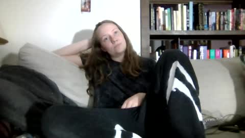 Snapshot of skywinters chatting on 07-25-26, 01:36 Sky Winters online show from 07-25-26, 01:36