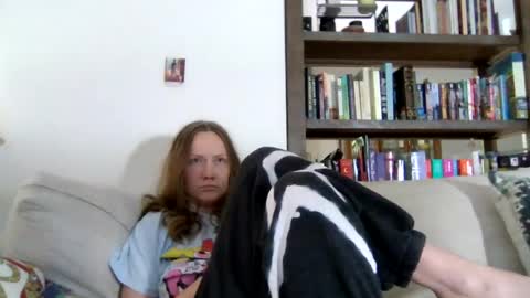 Snapshot of skywinters chatting on 07-28-26, 03:21 Sky Winters online show from 07-28-26, 03:21