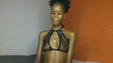 Snapshot of slaybby chatting on 03-08-25, 06:37 Slaybby online show from 03-08-25, 06:37