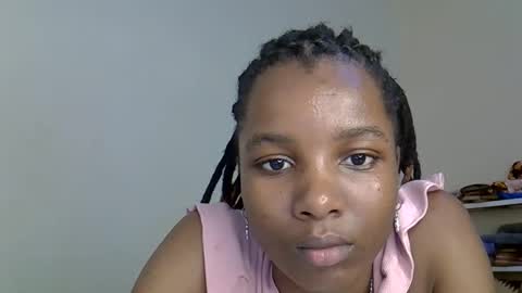 sleciah online show from 11-26-25, 09:21