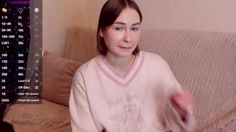 Alice online show from 12-14-25, 04:23