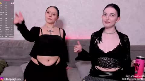Snapshot of sleepingduo chatting on 05-08-26, 04:23 Hi We are Iva and Angela Nice to meet u 3 online show from 05-08-26, 04:23