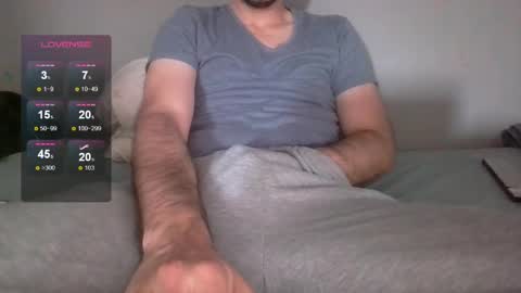 sleepless19 online show from 05-21-26, 08:43