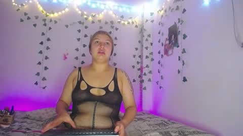 sleyandluna1 online show from 06-16-26, 02:03