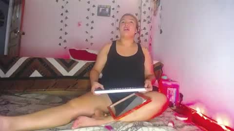 sleyandluna1 online show from 06-25-26, 02:11