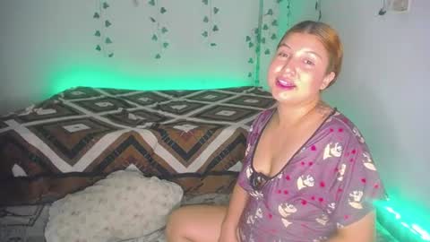 sleyandluna1 online show from 07-07-26, 02:25