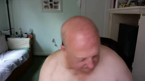 Snapshot of slick50000 chatting on 10-20-25, 06:41 slick50000 online show from 10-20-25, 06:41