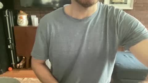 slickandeasy39 online show from 03-04-25, 04:41