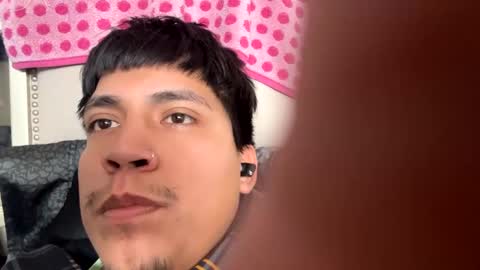 Snapshot of slickbadboy chatting on 01-30-25, 06:32 slickbadboy online show from 01-30-25, 06:32