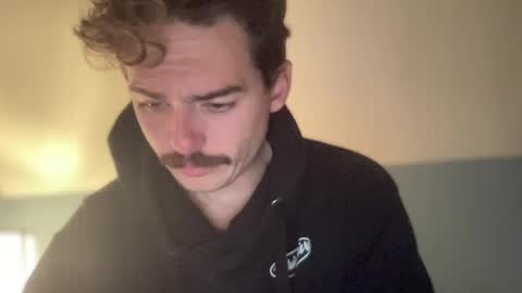 Snapshot of slickmass chatting on 12-16-24, 01:10 SlickMass online show from 12-16-24, 01:10