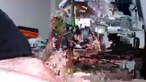 Snapshot of sliderguy699 chatting on 01-07-25, 01:06 sliderguy699 online show from 01-07-25, 01:06