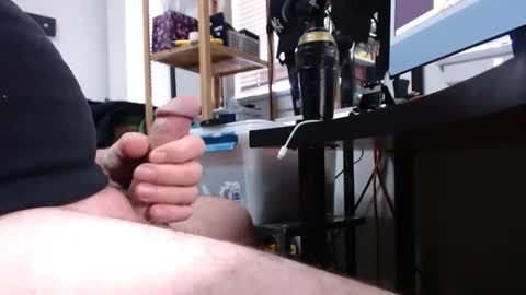 Snapshot of sliderguy699 chatting on 03-08-25, 12:41 sliderguy699 online show from 03-08-25, 12:41