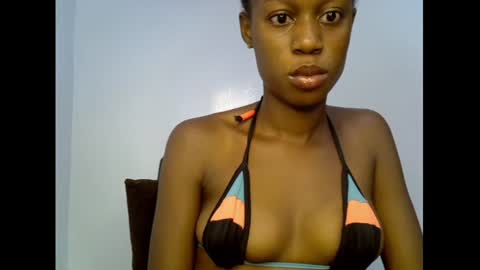 Lily online show from 06-21-26, 07:44