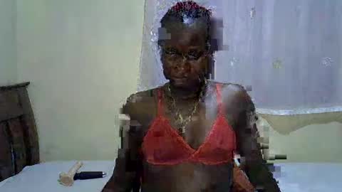 Coco online show from 02-20-25, 07:12