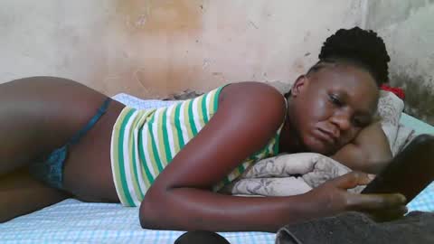 Snapshot of slim_girl3 chatting on 06-22-26, 05:48 slim_girl3 online show from 06-22-26, 05:48
