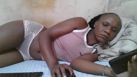 Snapshot of slim_girl3 chatting on 07-06-26, 06:43 slim_girl3 online show from 07-06-26, 06:43