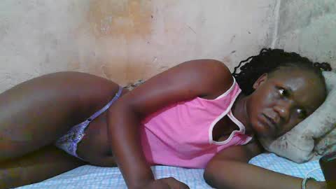 Snapshot of slim_girl3 chatting on 07-10-26, 10:18 slim_girl3 online show from 07-10-26, 10:18