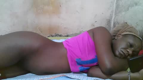Snapshot of slim_girl3 chatting on 07-15-26, 02:28 slim_girl3 online show from 07-15-26, 02:28