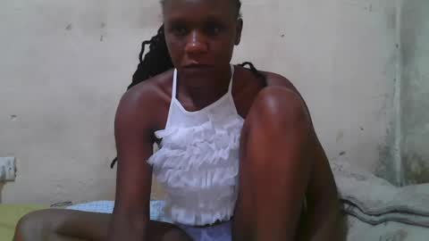Snapshot of slim_girl3 chatting on 07-28-26, 04:16 slim_girl3 online show from 07-28-26, 04:16