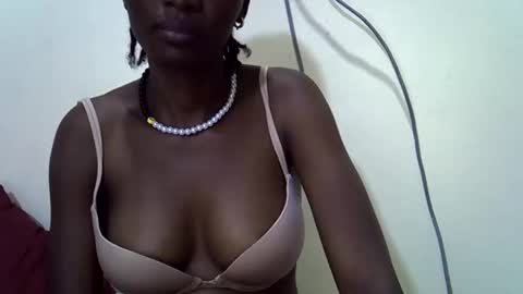 slim_kiteey online show from 06-10-26, 10:19