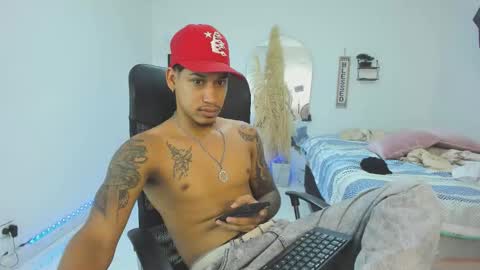 slim_master12 online show from 02-19-26, 10:28