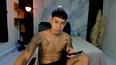 slim_master12 online show from 04-19-26, 01:16