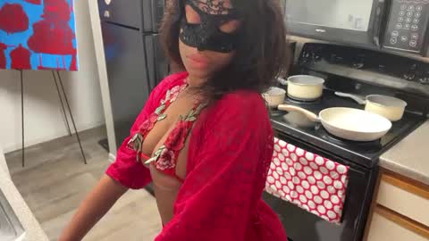 Snapshot of slimaddictionxxx chatting on 01-30-25, 03:33 Barbie Stylebender online show from 01-30-25, 03:33