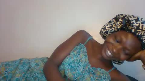 slimdiva online show from 10-03-25, 07:44