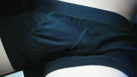 Snapshot of slimhungyvng chatting on 04-07-26, 12:49 slimhungyvng online show from 04-07-26, 12:49